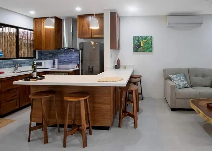 Apartment Minimalist With A Beautiful New Design, Bound Patio, And Shared Community Pool