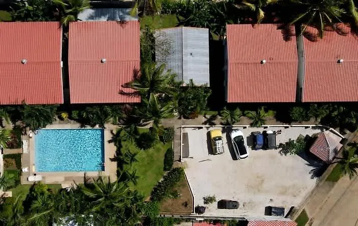 Minimalist With A Beautiful New Design, Bound Patio, And Shared Community Pool Apartment Coco