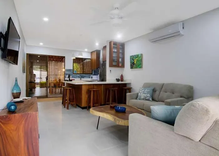 Minimalist With A Beautiful New Design, Bound Patio, And Shared Community Pool Coco